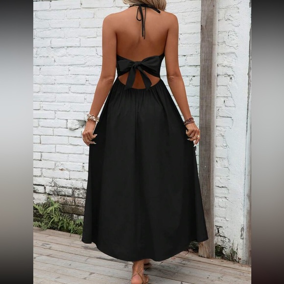 Boho tie back halter maxi dress - Picture 3 of 16